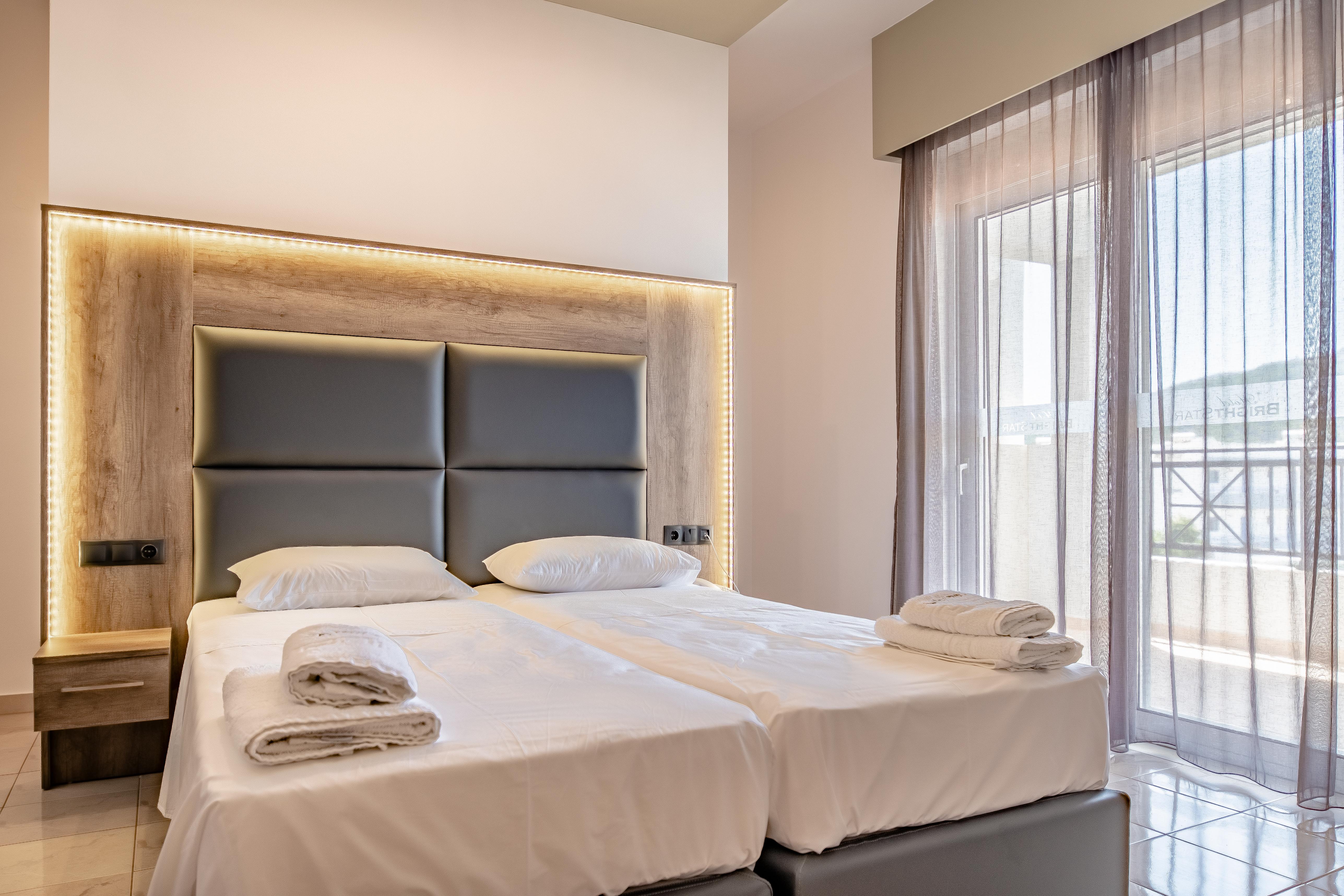 Bright Star Aparthotel Фалираки Екстериор снимка