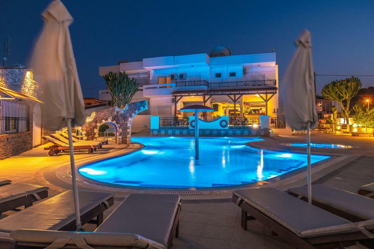 Bright Star Aparthotel Фалираки Екстериор снимка